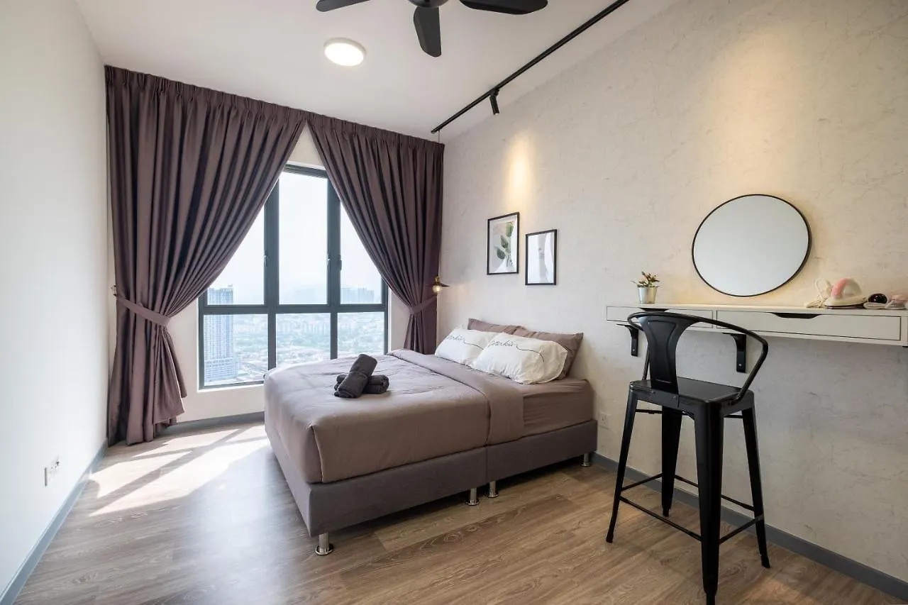 Contemporary United Point 6 Pax 现代风格 Desa Park & Mont Kiara Apartment Kuala Lumpur