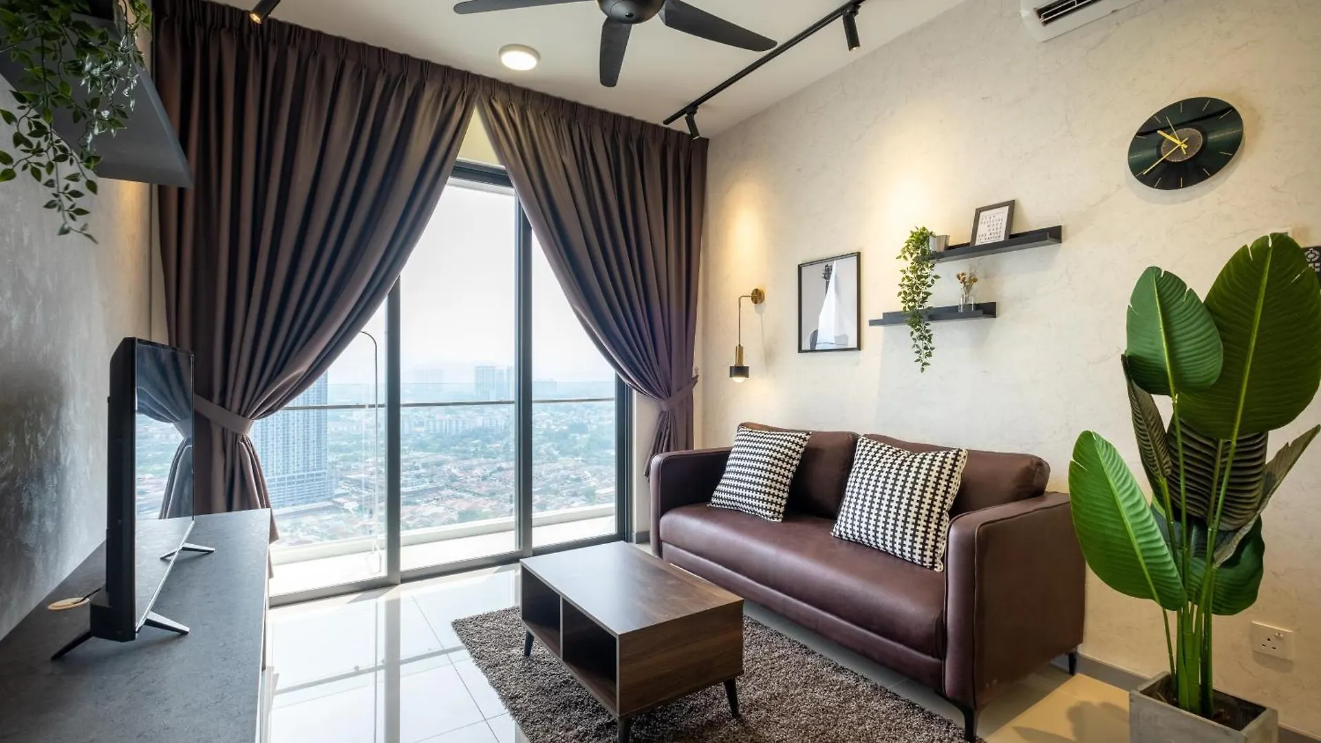 Contemporary United Point 6 Pax 现代风格 Desa Park & Mont Kiara Apartment Kuala Lumpur