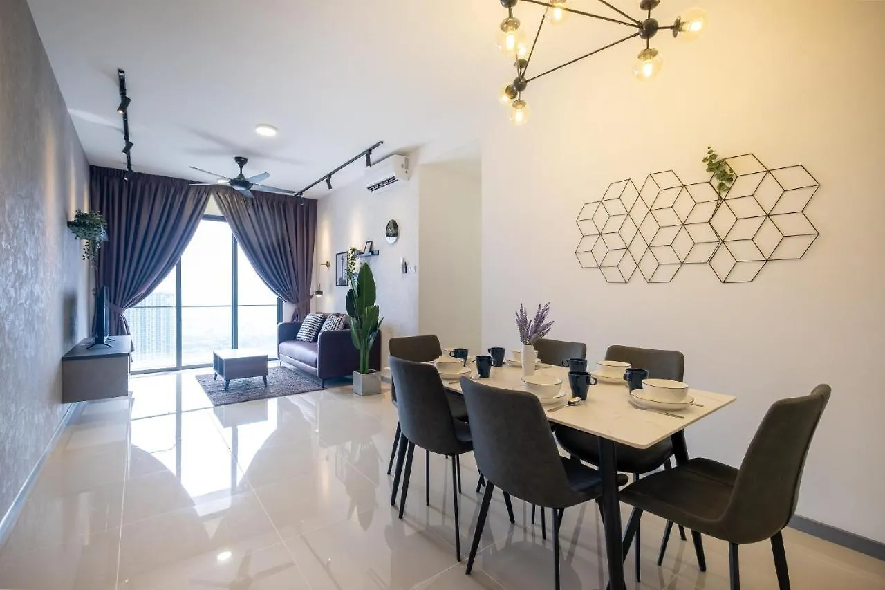 Contemporary United Point 6 Pax 现代风格 Desa Park & Mont Kiara Apartment Kuala Lumpur Malaysia