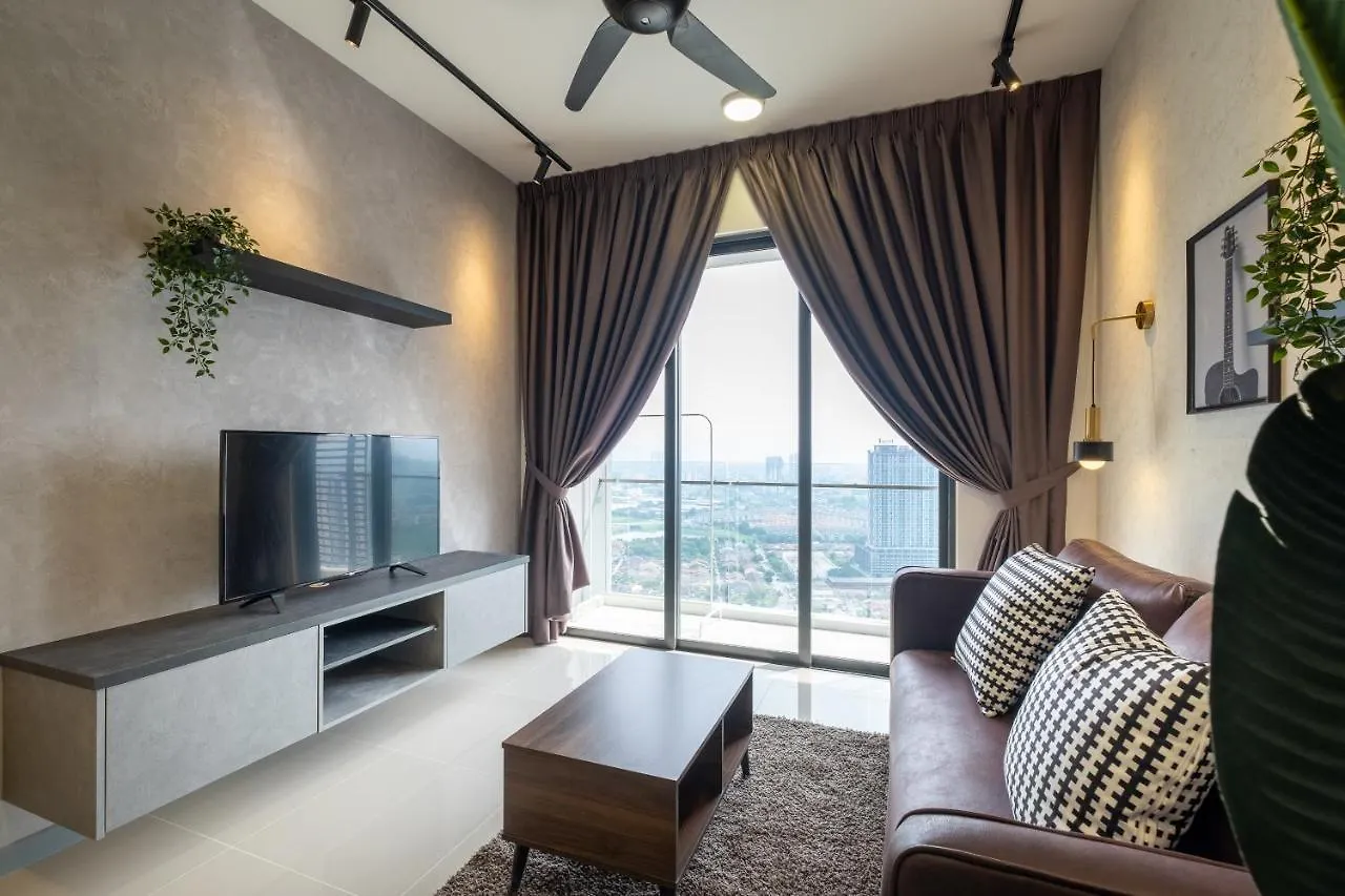 Contemporary United Point 6 Pax 现代风格 Desa Park & Mont Kiara Apartment Kuala Lumpur
