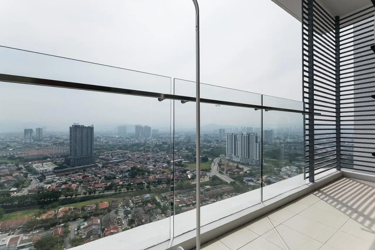 Contemporary United Point 6 Pax 现代风格 Desa Park & Mont Kiara Apartment Kuala Lumpur Malaysia